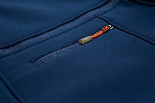 Single-layer softshell outdoor jacket